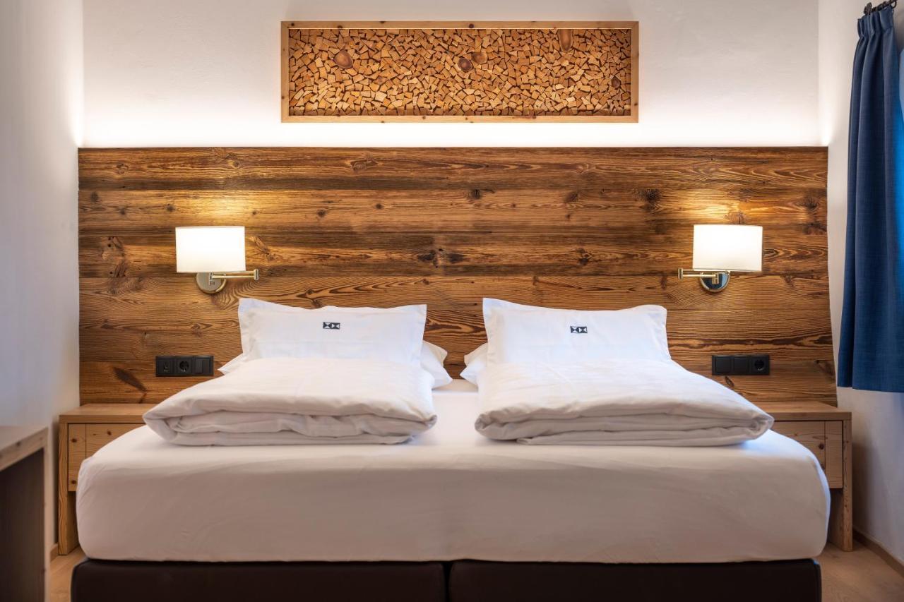 Ansitz Fonteklaus Hotel ไลออน ภายนอก รูปภาพ